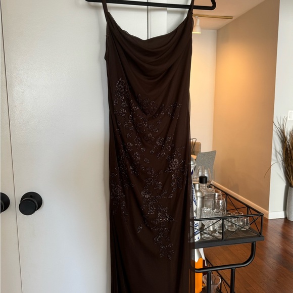 Chocolate Brown Gown and with Sequin Design - Picture 4 of 4